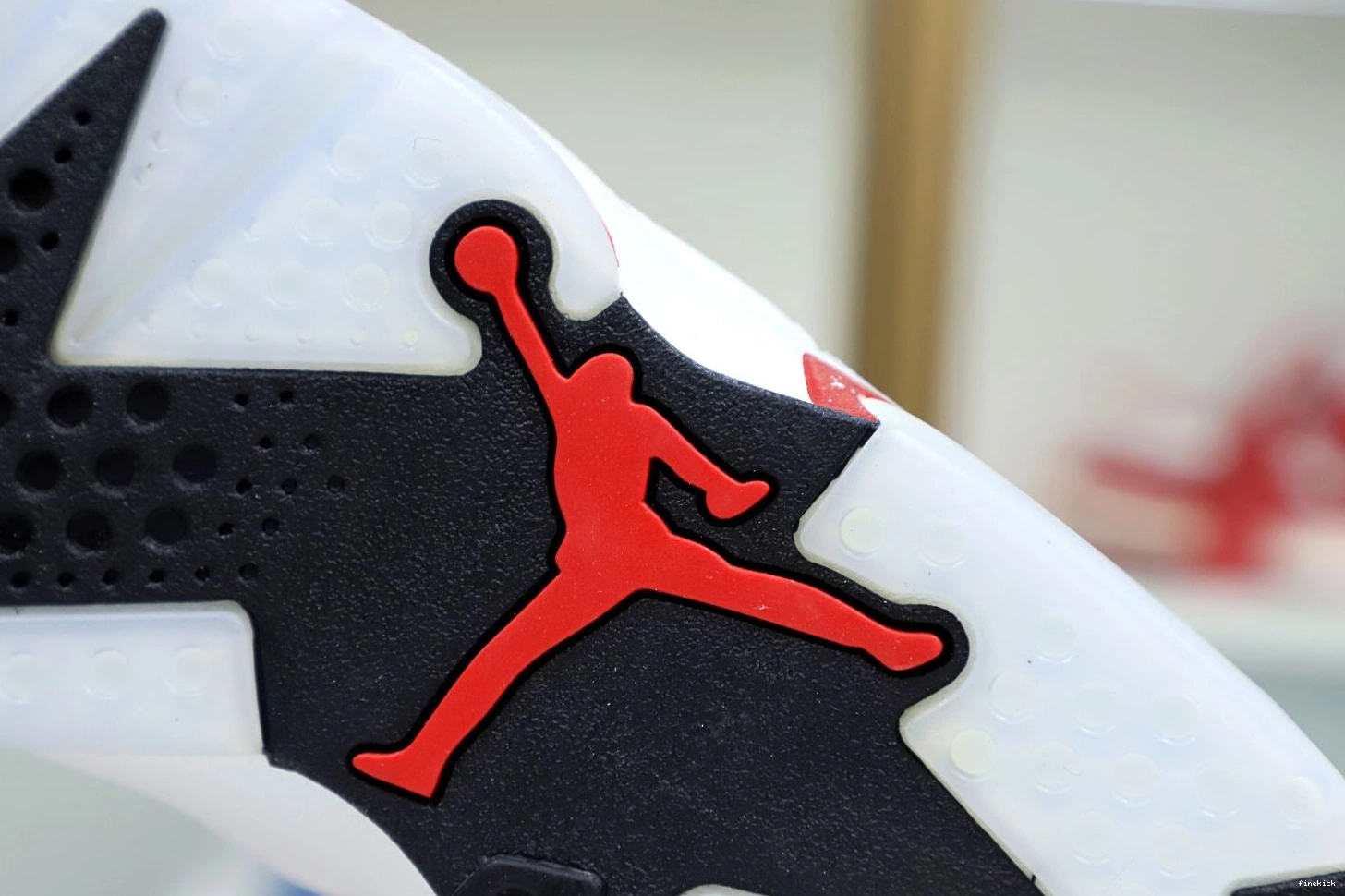 RED 6 JORDAN AIR OREO 1219